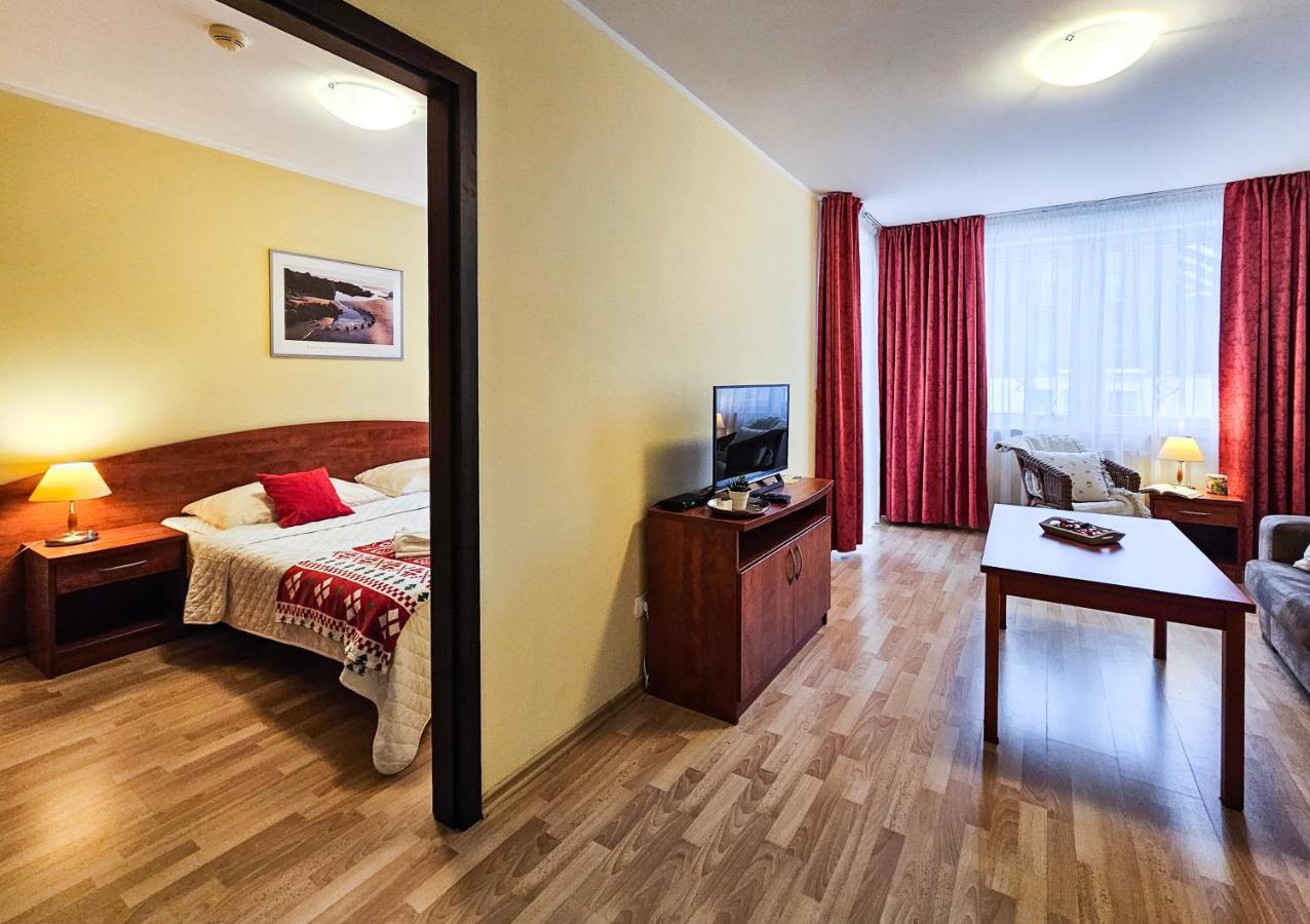 Visit Baltic - Nautilius Apartment ชวีโนวิชแจ ภายนอก รูปภาพ